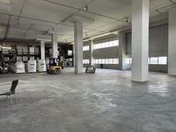 Gul Circle (D22), Warehouse #475688291